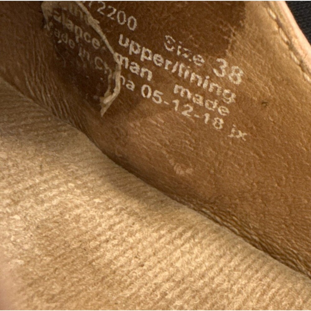 Dansko Beige Leather Closed Toe Sandals Clogs Mary Jane Womens 38 7.5/8 - Picture 8 of 10